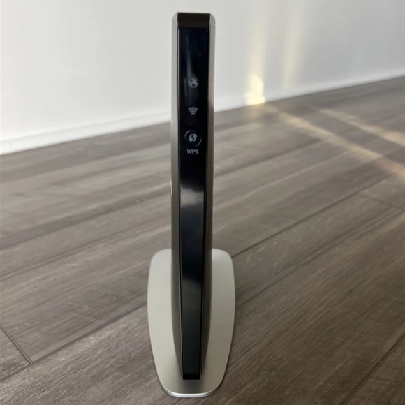 Verizon Fios Quantum Gateway 4-Port Wi-Fi Router - Black (FIOS-G1100) - Picture 4 of 6